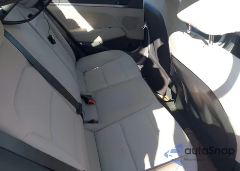 2017 Hyundai Elantra Se из США, поврежденный, VIN 5NPD74LF0HH102501